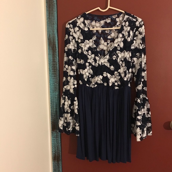 Paper Racine dress - Picture 1 of 4